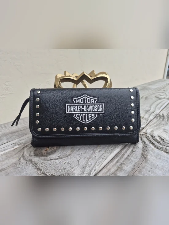 Harley-Davidson Black Leather Bag with Matching Studded Wallet - Picture 12 of 16